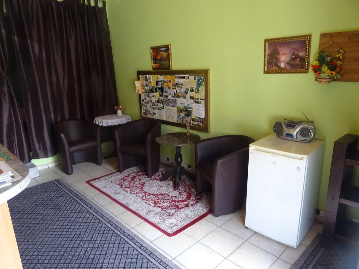 Milanna Apartment Breclav ภายนอก รูปภาพ